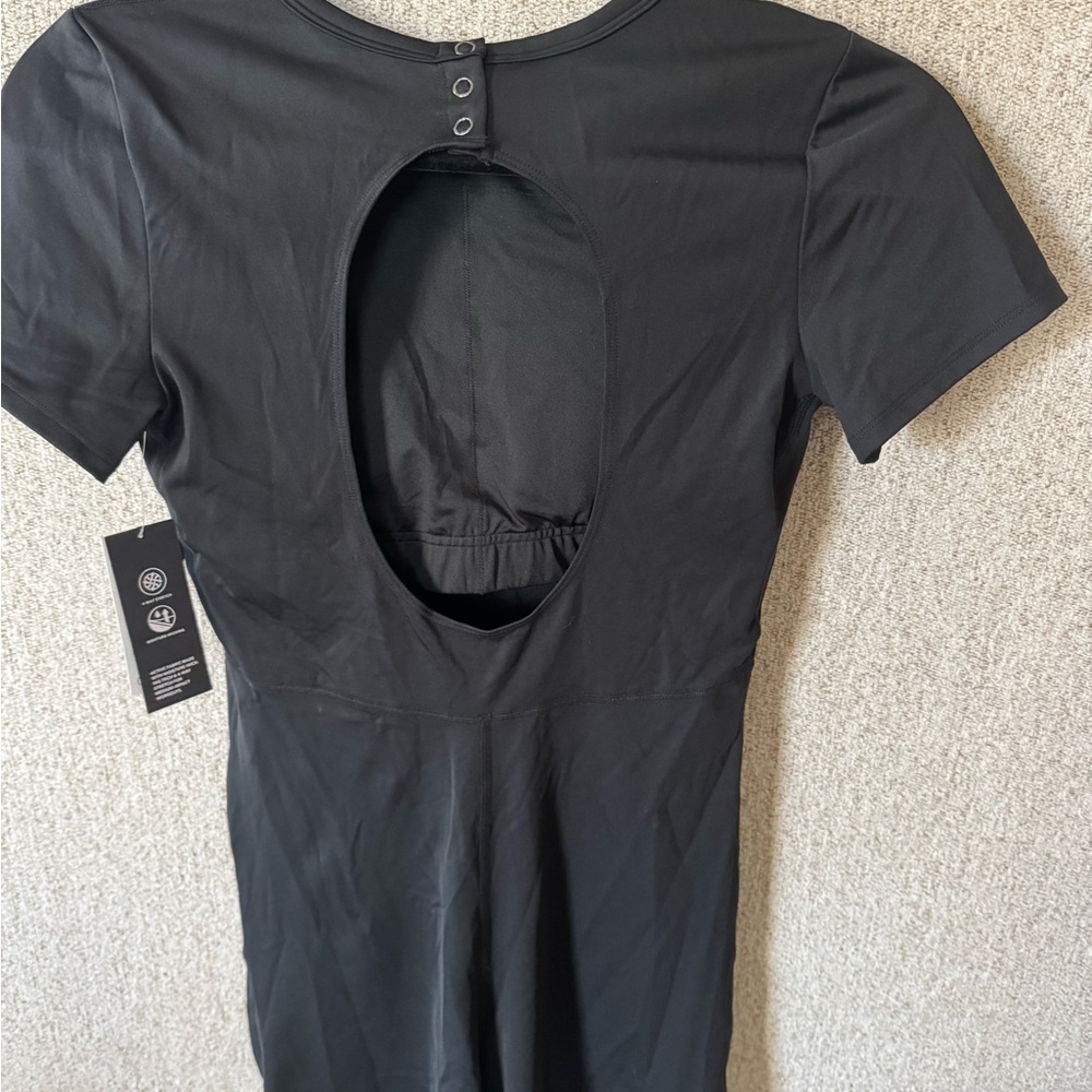GILLY HICKS Energize Short Sleeve Onesie Bodysuit, size Medium. NWT. - Picture 5 of 5